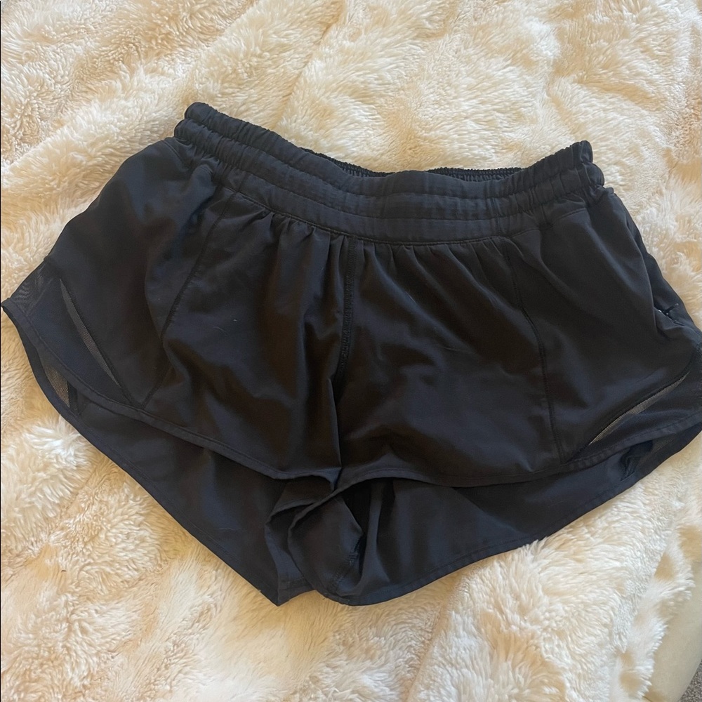 lululemon hotty hot 2.5 inch